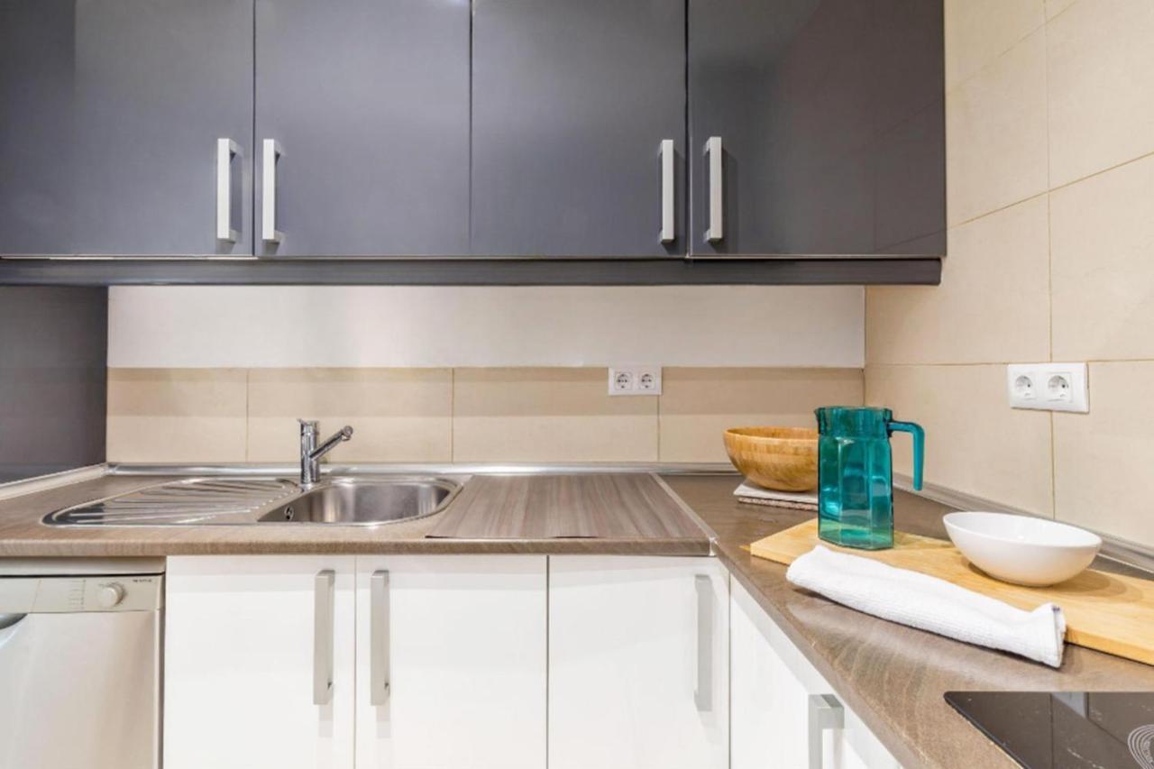 Spacious Flat Puerta Del Sol Madrid Exterior foto